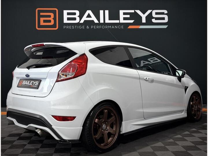 Ford Fiesta 1.6T EcoBoost ST-3 Euro 5 (s/s) 3dr