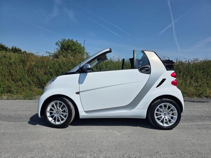 Smart Fortwo 1.0 MHD Passion Cabriolet SoftTouch Euro 5 (s/s) 2dr
