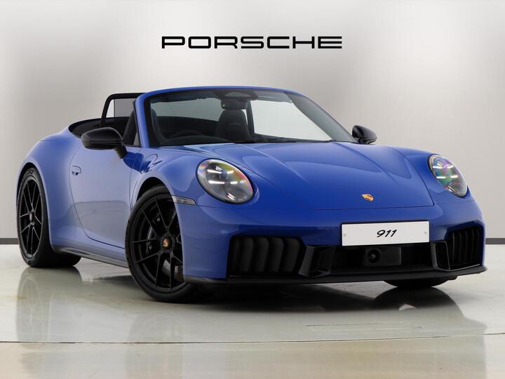 Porsche 911 Carrera 4 GTS Cabriolet