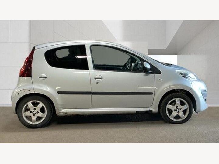 Peugeot 107 1.0 12V Allure Euro 5 5dr
