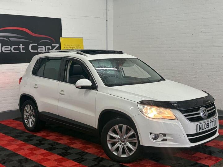 Volkswagen TIGUAN 2.0 TDI SE 4WD Euro 4 5dr Volkswagen TIGUAN 2.0 TDI SE 4WD Euro 4 5dr