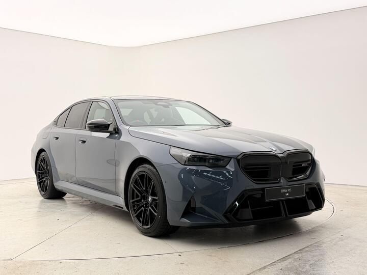 BMW M5 4.4 22.1kWh Steptronic XDrive Euro 6 (s/s) 4dr