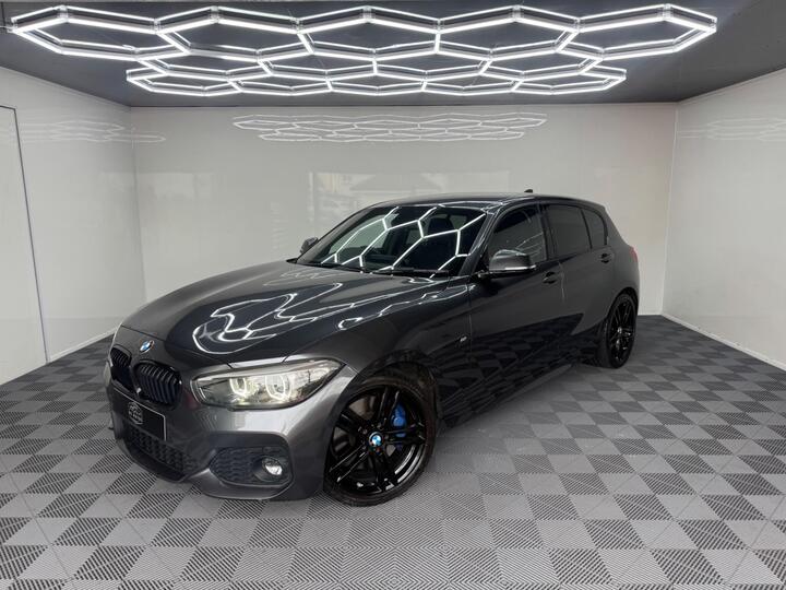 BMW 1 Series 1.5 118i M Sport Shadow Edition Auto Euro 6 (s/s) 5dr BMW 1 Series 1.5 118i M Sport Shadow Edition Auto Euro 6 (s/s) 5dr
