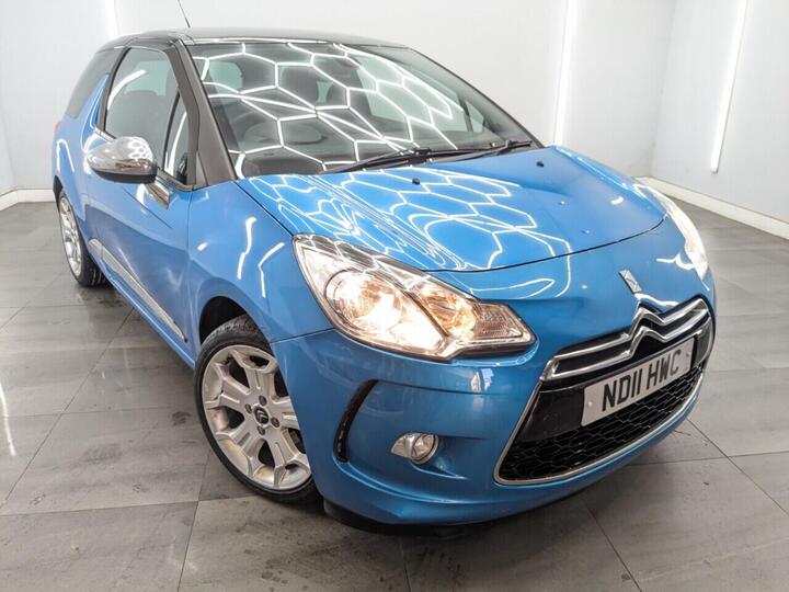 Citroen DS3 1.6 E-HDi Airdream DStyle Euro 5 (s/s) 3dr Citroen DS3 1.6 E-HDi Airdream DStyle Euro 5 (s/s) 3dr