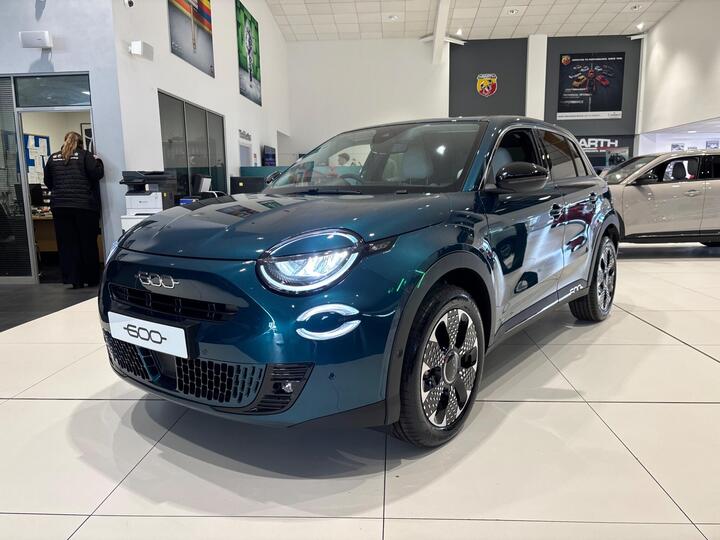 Fiat 600 1.2 MHEV La Prima E-DCT Euro 6 (s/s) 5dr