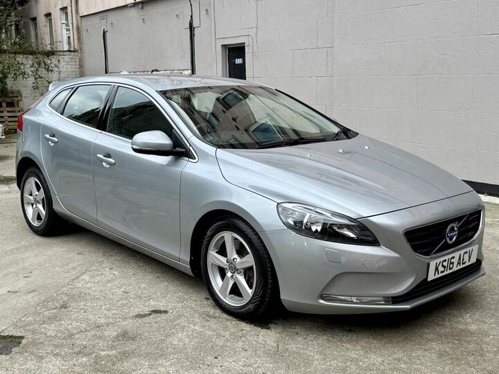 Volvo V40 2.0 D3 SE Nav Euro 6 (s/s) 5dr