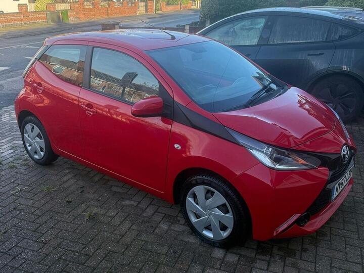 Toyota AYGO HATCHBACK 1.0 VVT-i X-play X-shift Euro 6 5dr