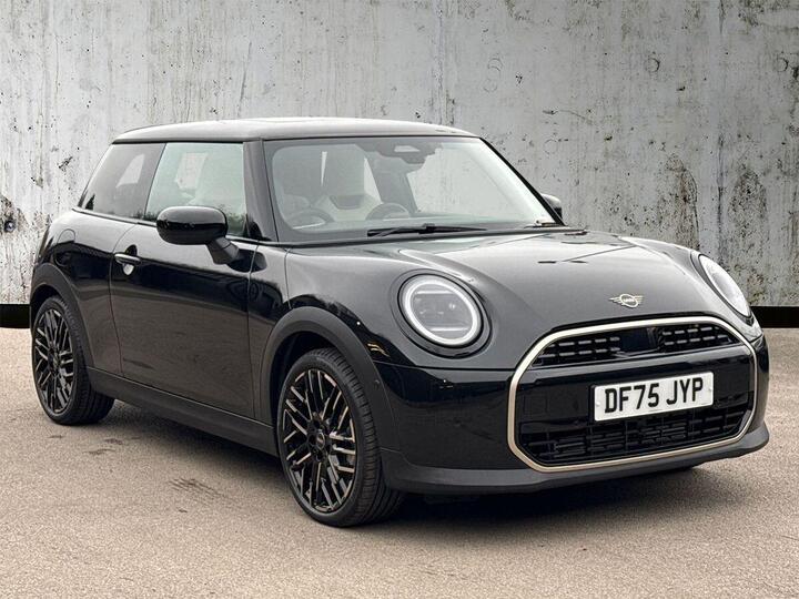 MINI Cooper 1.5C Exclusive Steptronic Euro 6 (s/s) 3dr