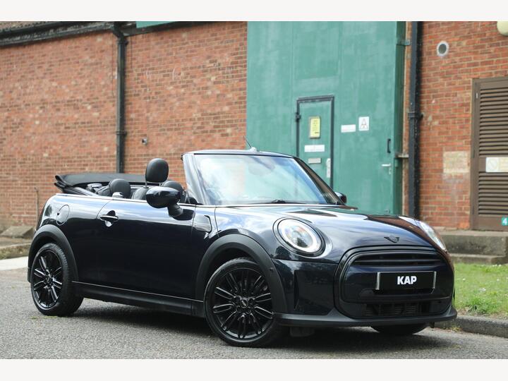 MINI Convertible 1.5 Cooper Exclusive Steptronic Euro 6 (s/s) 2dr