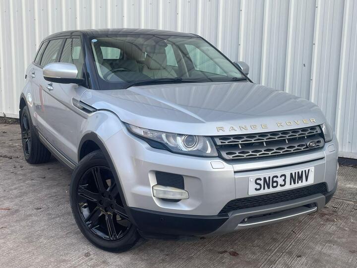 Land Rover Range Rover Evoque 2.2 SD4 Pure Auto 4WD Euro 5 5dr Land Rover Range Rover Evoque 2.2 SD4 Pure Auto 4WD Euro 5 5dr