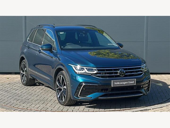 Volkswagen TIGUAN 2.0 TDI R-Line DSG 4Motion Euro 6 (s/s) 5dr