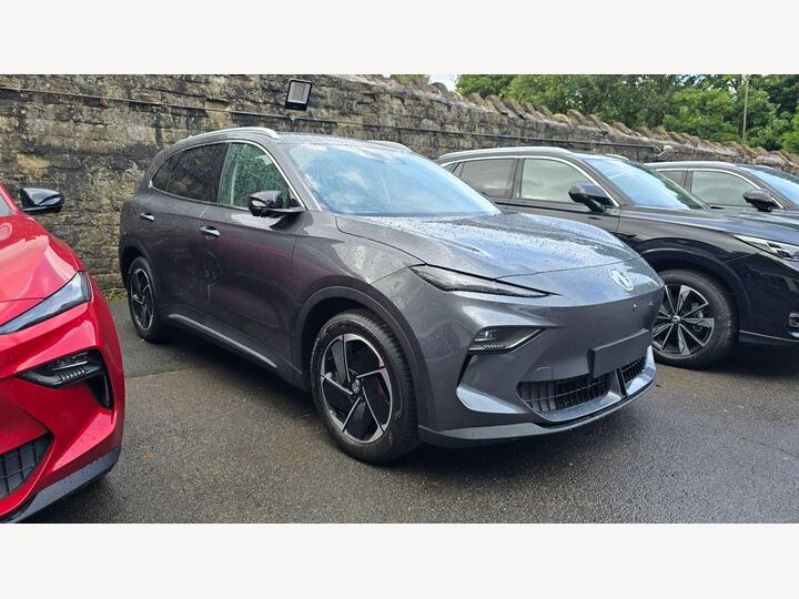 MG MGS5 64kWh Trophy Long Range Auto 5dr