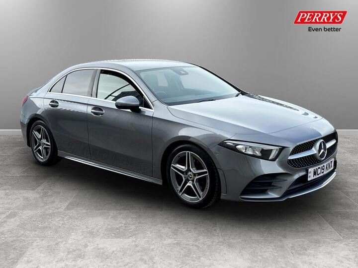 Mercedes-Benz A Class 1.5 A180d AMG Line 7G-DCT Euro 6 (s/s) 4dr