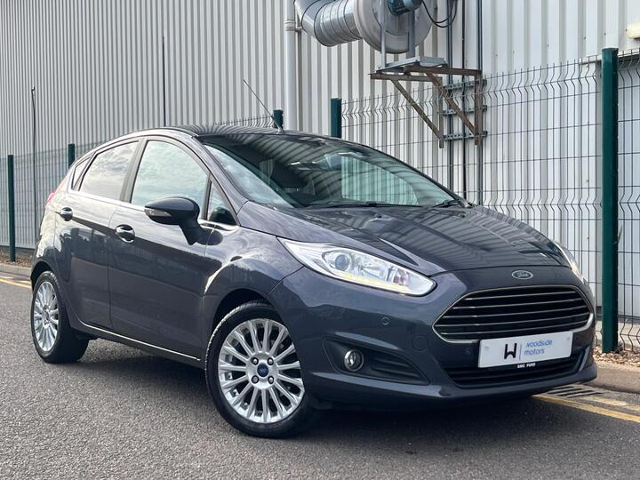 Ford Fiesta 1.0T EcoBoost Titanium Euro 5 (s/s) 5dr