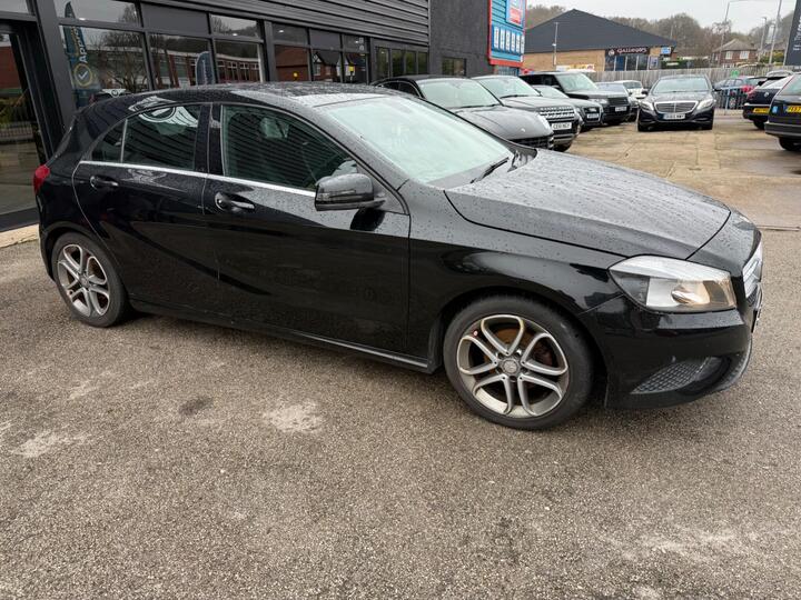 Mercedes-Benz A Class 1.5 A180 CDI BlueEfficiency Sport Euro 5 (s/s) 5dr