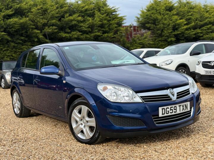 Vauxhall Astra 1.6i Active Plus 5dr