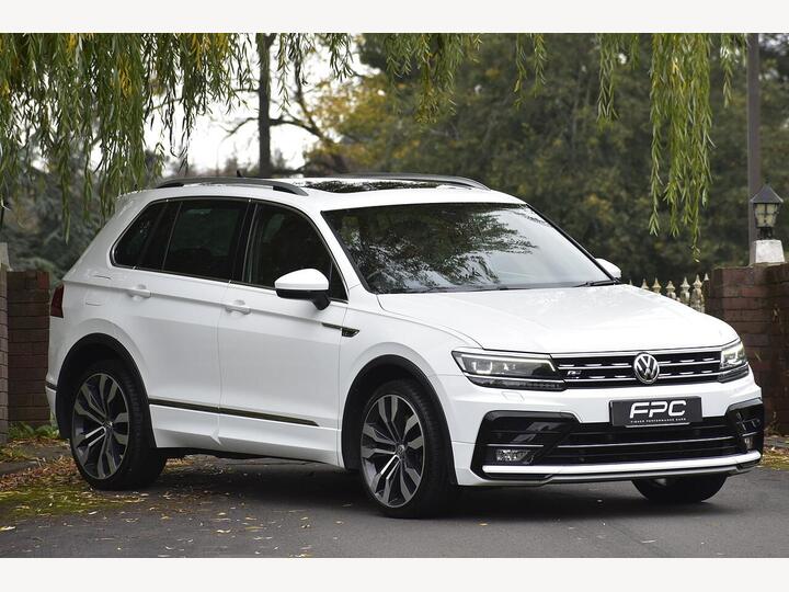 Volkswagen Tiguan 2.0 TDI R-Line DSG 4Motion Euro 6 (s/s) 5dr