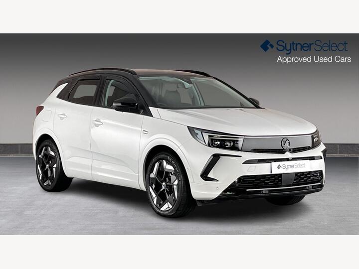 Vauxhall GRANDLAND 1.6 14.2kWh GSe Auto AWD Euro 6 (s/s) 5dr