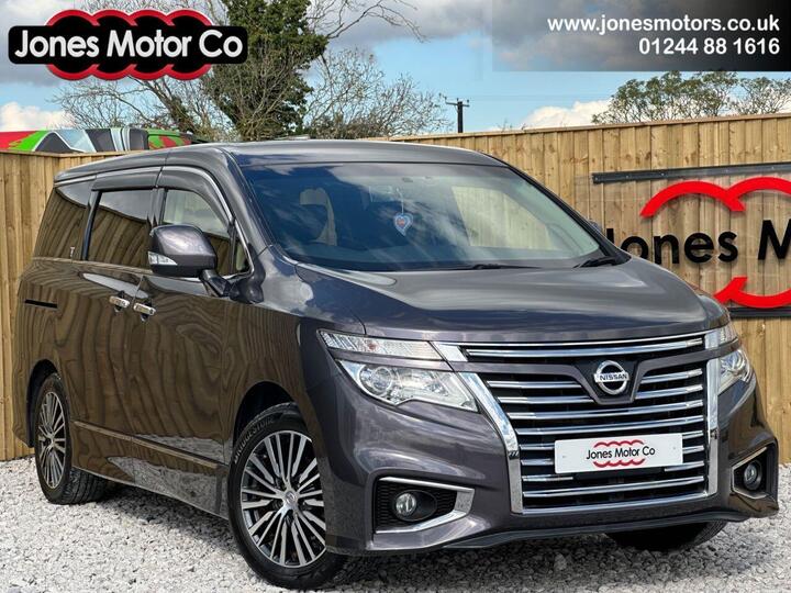 Nissan ELGRAND E52 Highway Star 3.5 Auto 7 SEATER-280 BHP STUNNING Nissan ELGRAND E52 Highway Star 3.5 Auto 7 SEATER-280 BHP STUNNING