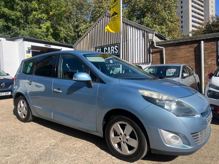 Renault Grand Scenic 1.6 VVT Dynamique TomTom Euro 5 5dr