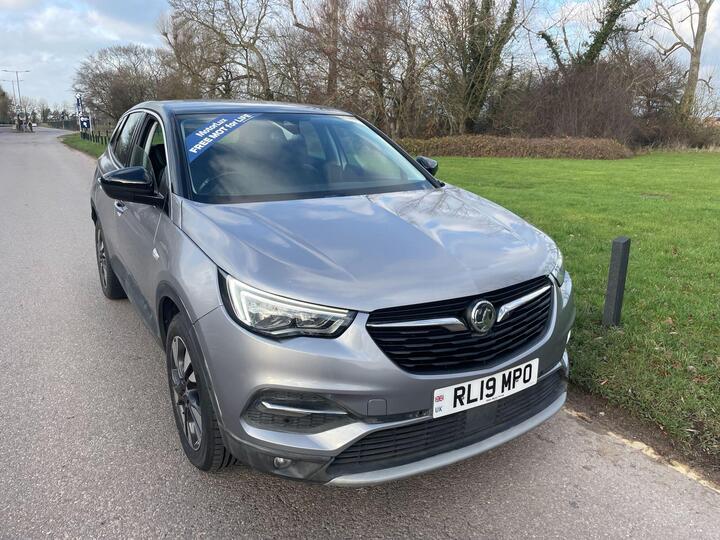 Vauxhall Grandland X 1.5 Turbo D Sport Nav Auto Euro 6 (s/s) 5dr