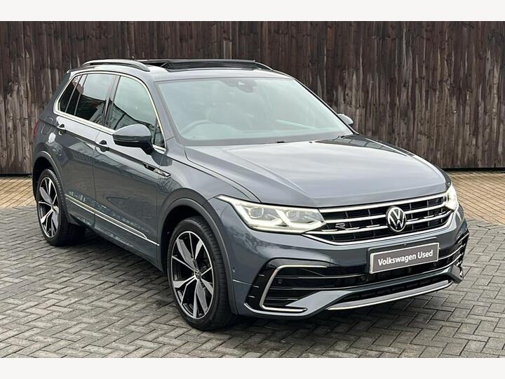 Volkswagen TIGUAN 2.0 TDI R-Line DSG 4Motion Euro 6 (s/s) 5dr