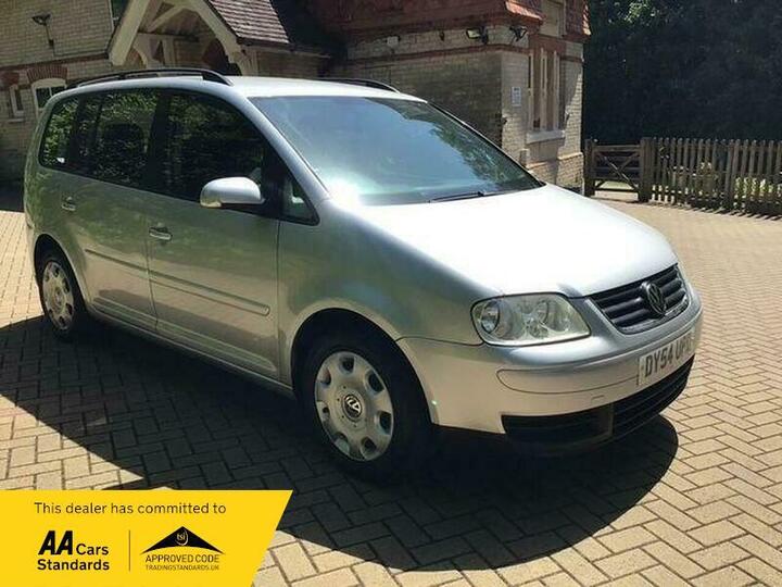 Volkswagen Touran 2.0 FSI SE 5dr (5 Seats)