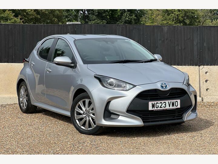 Toyota Yaris 1.5 VVT-h Icon E-CVT Euro 6 (s/s) 5dr
