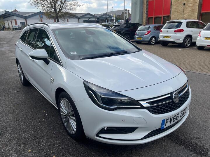 Vauxhall Astra 1.6 CDTi EcoFLEX Elite Nav Sports Tourer Euro 6 (s/s) 5dr