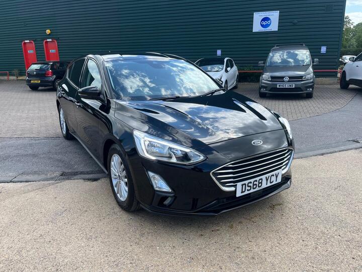 Ford Focus 1.0T EcoBoost Titanium Euro 6 (s/s) 5dr