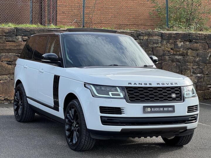 Land Rover Range Rover 3.0 TD V6 Vogue Auto 4WD Euro 6 (s/s) 5dr Land Rover Range Rover 3.0 TD V6 Vogue Auto 4WD Euro 6 (s/s) 5dr