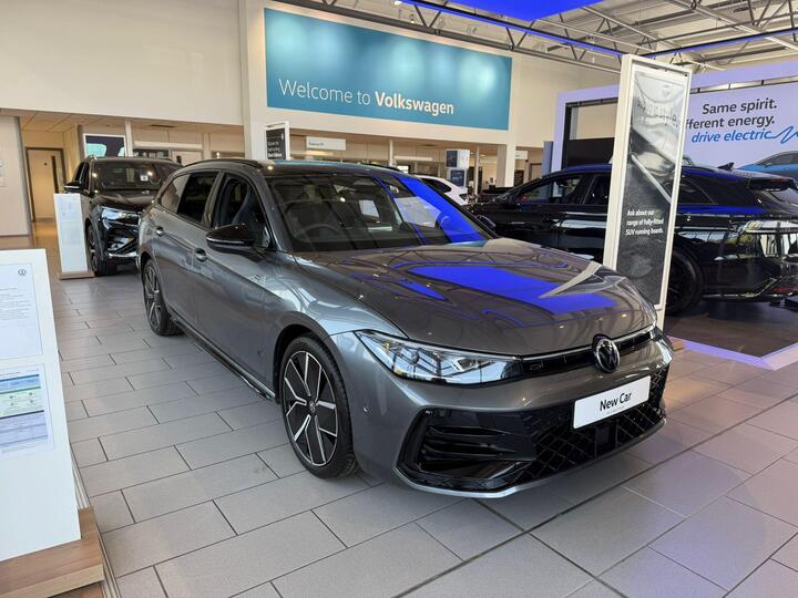 Volkswagen Passat 1.5 ETSI MHEV R-Line DSG Euro 6 (s/s) 5dr