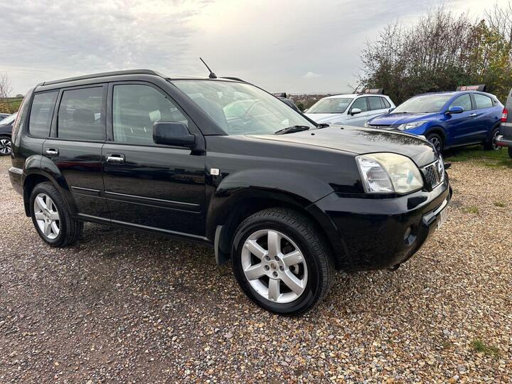 Nissan X-TRAIL 2.5i Aventura 5dr