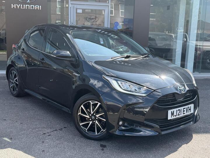 Toyota Yaris 1.5 VVT-h Design E-CVT Euro 6 (s/s) 5dr