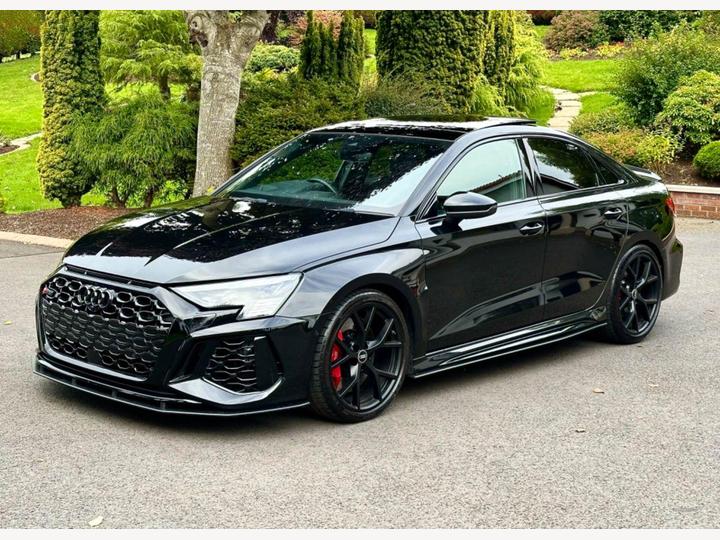 Audi RS3 2.5 TFSI Launch Edition S Tronic Quattro Euro 6 (s/s) 4dr