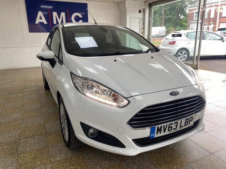 Ford Fiesta 1.6 Titanium Powershift Euro 5 5dr