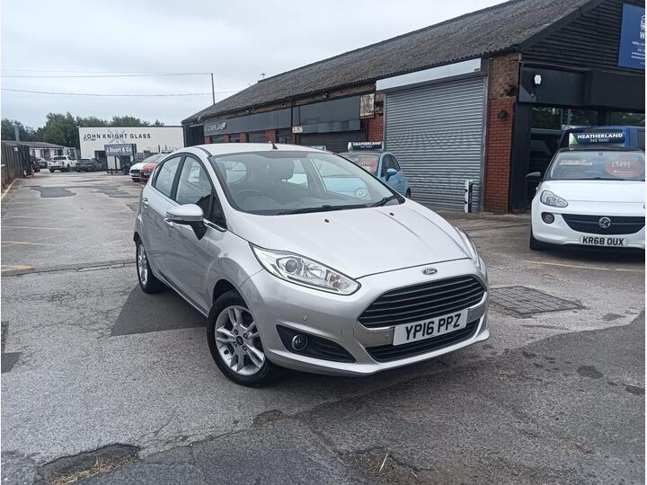 Ford Fiesta 1.25 Zetec Euro 6 5dr