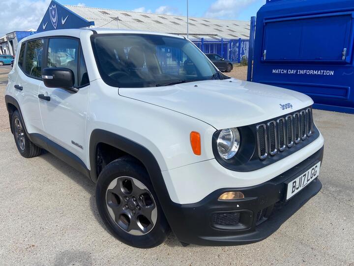Jeep Renegade 1.6 E-TorQ Sport Euro 6 (s/s) 5dr Jeep Renegade 1.6 E-TorQ Sport Euro 6 (s/s) 5dr