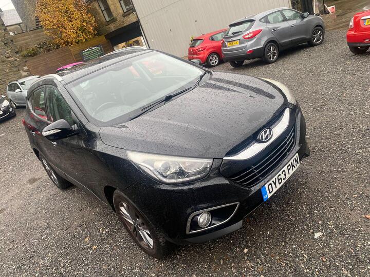 Hyundai Ix35 1.7 CRDi SE Euro 5 (s/s) 5dr Hyundai Ix35 1.7 CRDi SE Euro 5 (s/s) 5dr
