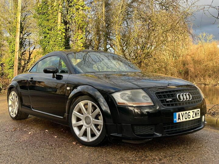 Audi TT 3.2 V6 DSG Quattro 2dr