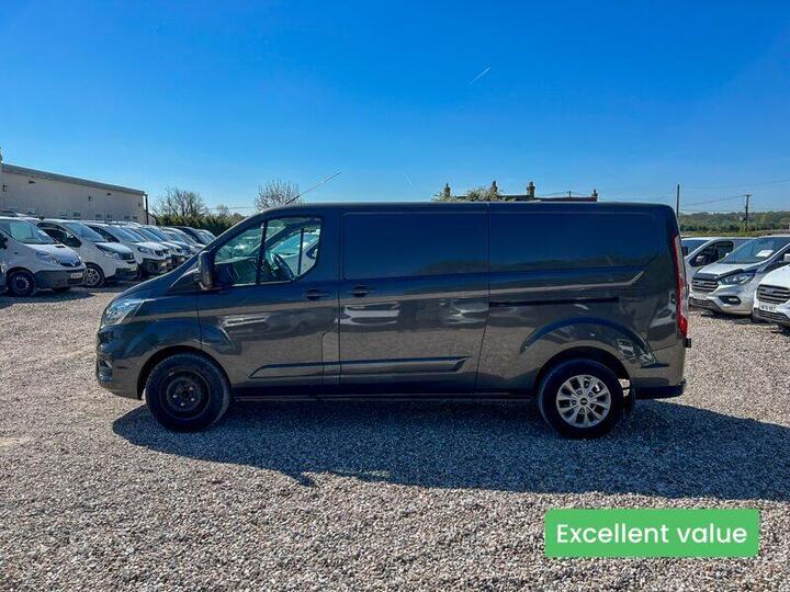 Ford Transit Custom AUTO LWB L2H1 Limited 300 Air Con Alloys Nav Sensors EURO 6 NO VAT