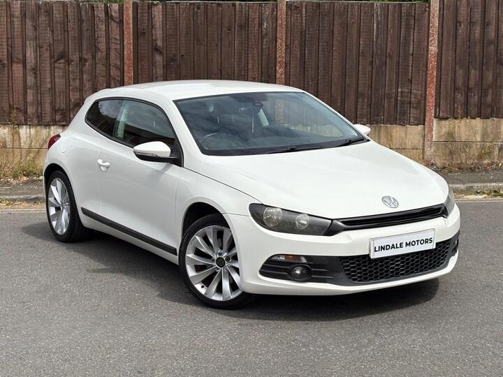 Volkswagen Scirocco 2.0 TDI GT DSG Euro 5 3dr