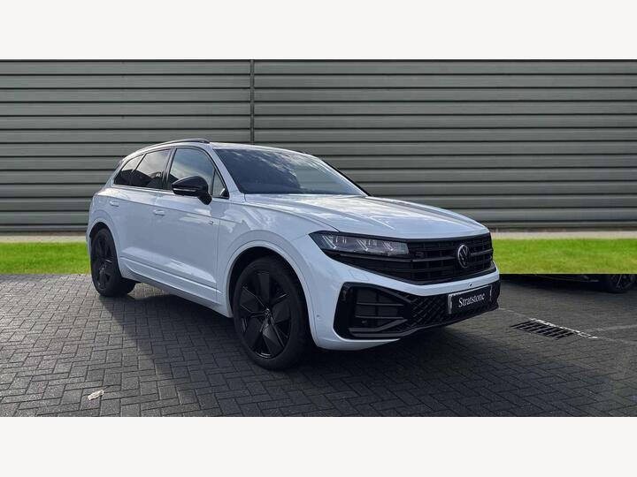 Volkswagen Touareg 3.0 TDI V6 Black Edition Tiptronic 4Motion Euro 6 (s/s) 5dr Volkswagen Touareg 3.0 TDI V6 Black Edition Tiptronic 4Motion Euro 6 (s/s) 5dr