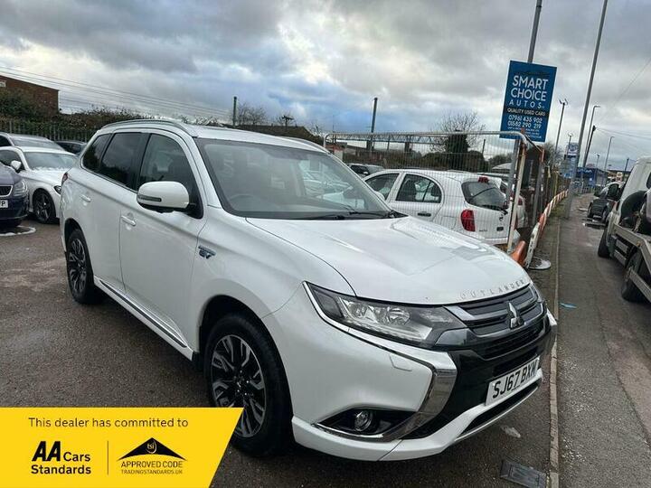 Mitsubishi Outlander 2.0h 12kWh 4h CVT 4WD Euro 6 (s/s) 5dr Mitsubishi Outlander 2.0h 12kWh 4h CVT 4WD Euro 6 (s/s) 5dr