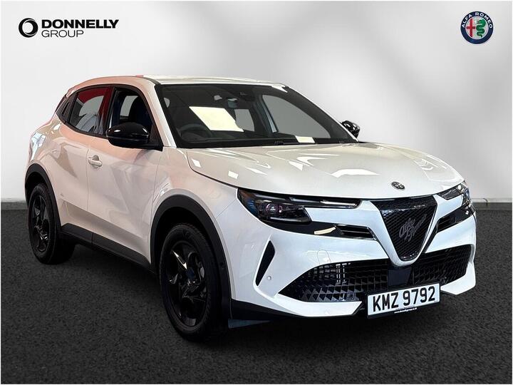 Alfa Romeo Junior 1.2 MHEV Ibrida E-DCT Euro 6 (s/s) 5dr