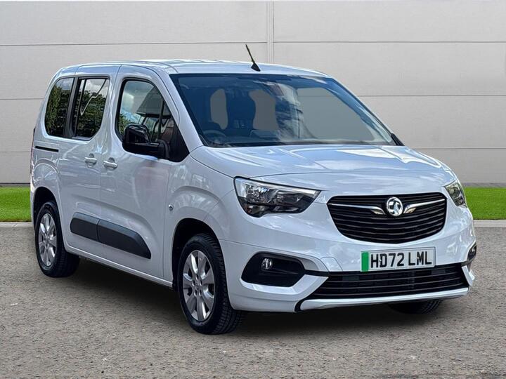 Vauxhall Combo Life Electric 50kWh Design Auto 5dr (7.4kW Charger) Vauxhall Combo Life Electric 50kWh Design Auto 5dr (7.4kW Charger)