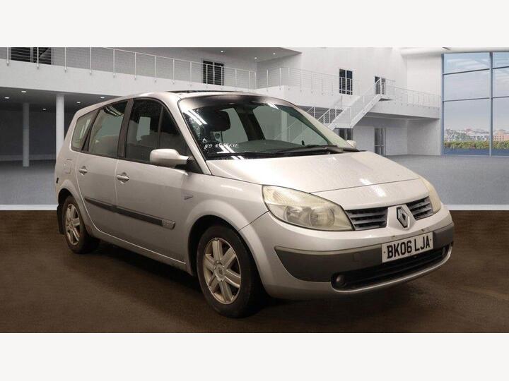 Renault Grand Scenic 1.5 DCi Dynamique 5dr
