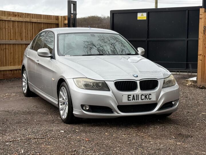 BMW 3 Series 2.0 318i SE Euro 5 (s/s) 4dr BMW 3 Series 2.0 318i SE Euro 5 (s/s) 4dr