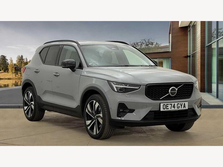 Volvo XC40 2.0 B4 MHEV Ultra Dark DCT Auto Euro 6 (s/s) 5dr