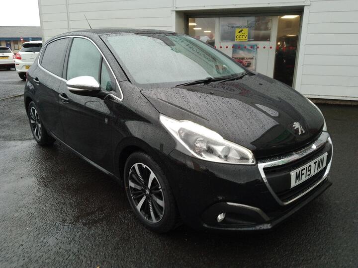 Peugeot 208 1.2 PureTech Tech Edition Euro 6 (s/s) 5dr Peugeot 208 1.2 PureTech Tech Edition Euro 6 (s/s) 5dr